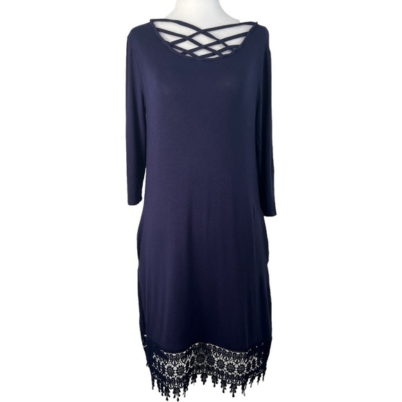 SIMPLY SOUTHERN‎ COLLECTION LACE TRIM DRESS - Picture 1 of 9